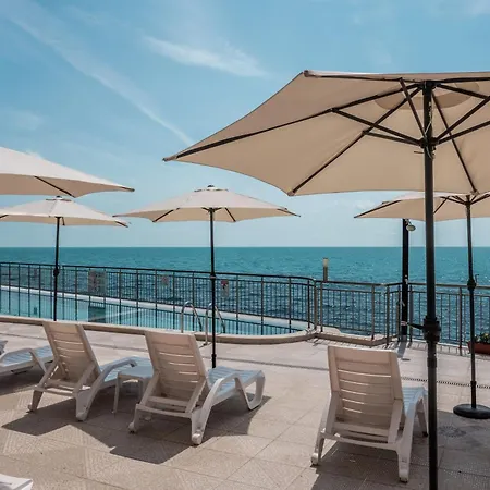 Cabacum Pleasure Beachfront - 50m To And Pool Ξενοδοχείο με διαμερίσματα 3*