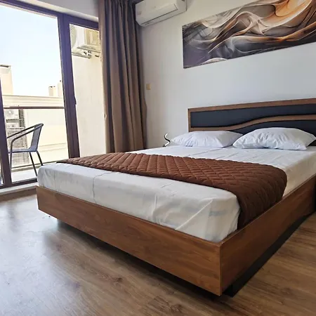 아파트호텔 Cabacum Pleasure Beachfront - 50m To And Pool 3*