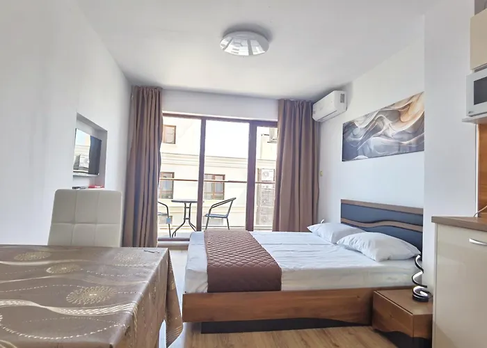 Cabacum Pleasure Beachfront 公寓式酒店