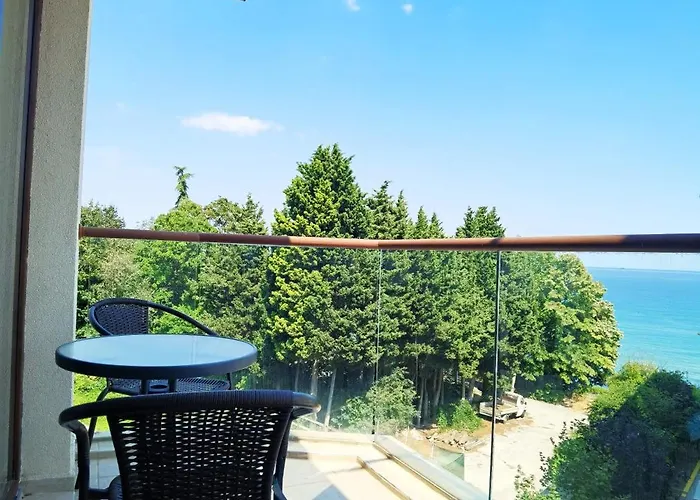 Cabacum Pleasure Beachfront 瓦爾納